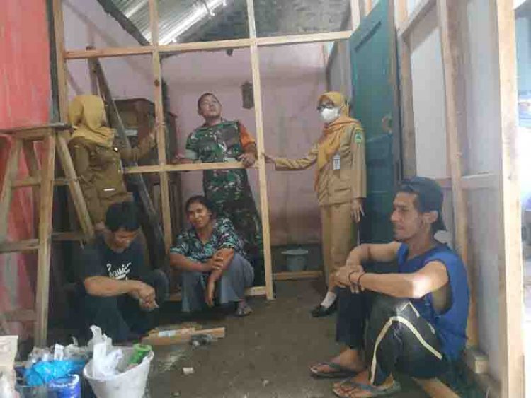 Babinsa Bersinergi Dengan Pemerintah Kelurahan Keliling Wilayah Binaan