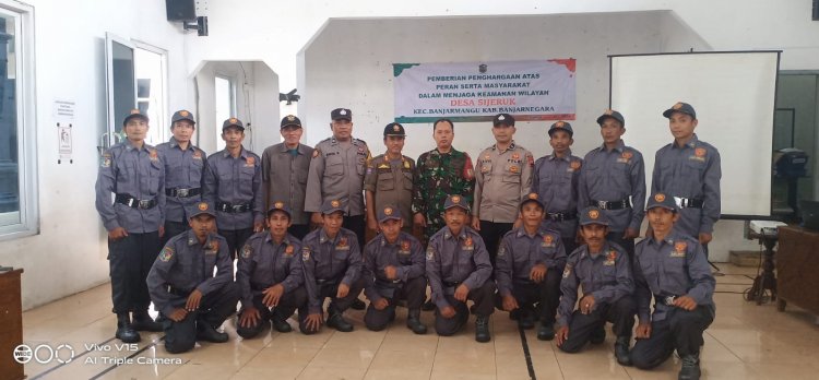 Untuk Meningkatkan Kedisiplinan Babinsa Berikan Pengetahuan dan Pelatihan PBB