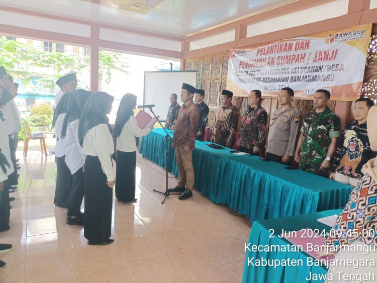 Babinsa Hadiri Pelantikan dan Pengambilan Sumpah Calon Pengawas Desa