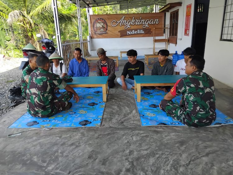 Menjalin Silaturahmi Yang Baik, Babinsa Komsos Bersama Warga Binaan