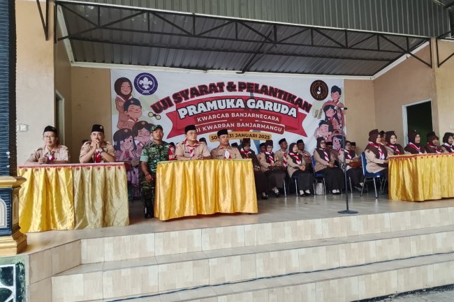 Babinsa Hadiri Pelantikan Pramuka Garuda Tingkat Siaga Kwartir Banjarmangu