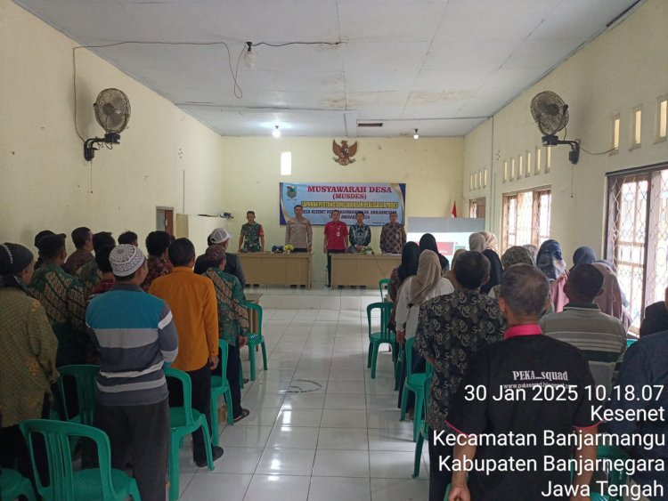 Babinsa Menghadiri acara Musyawarah Desa dalam rangka Pembahasan Rancangan Perubahan Anggaran Pendapatan dan Belanja Desa (APBDes) Tahun Anggaran 2025 