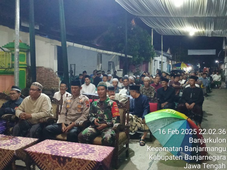 BABINSA HADIRI PENGAJIAN HAFLAH TASYAKUR KHOTMIL QUR’AN DAN HARI JADI TPQ DAARUS’SAADAH DESA BANJARKULON