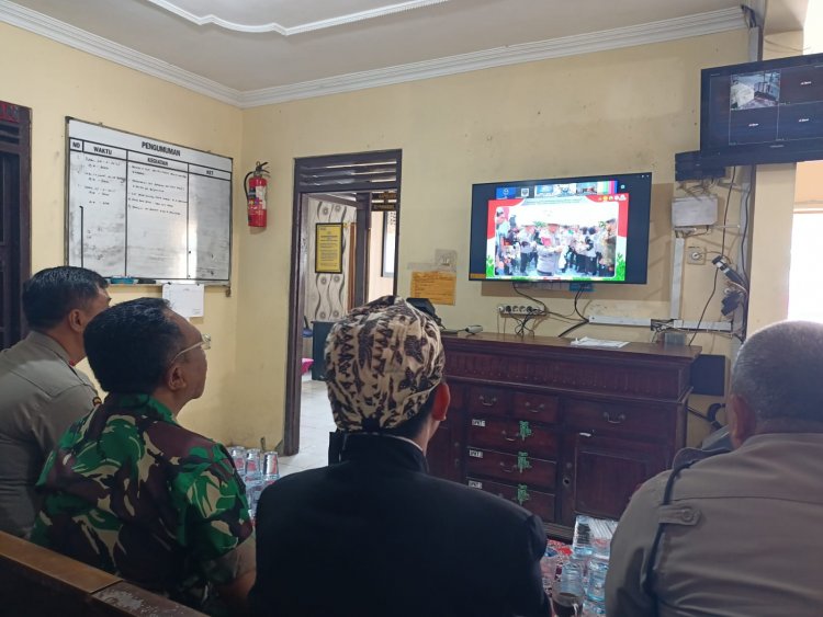 Danramil Hadiri Kegiatan Live YouTube Streaming dalam Rangka Mendukung Swasembada Pangan di Mapolsek Banjarmangu