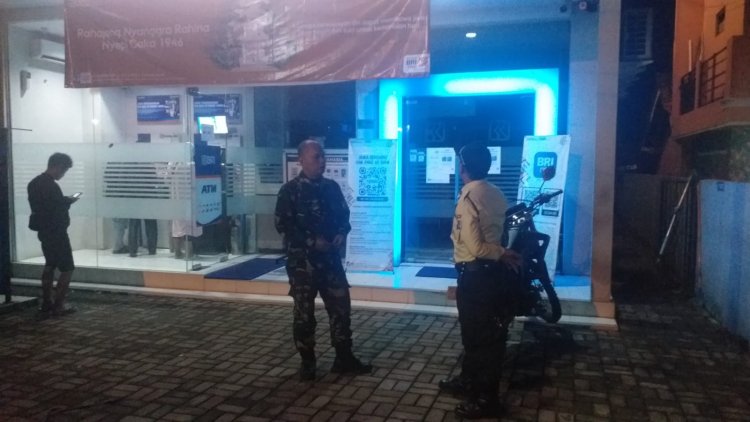 Babinsa Koramil 13/Banjarmangu Melaksanakan  Patroli Rutin Jaga Keamanan Wilayah